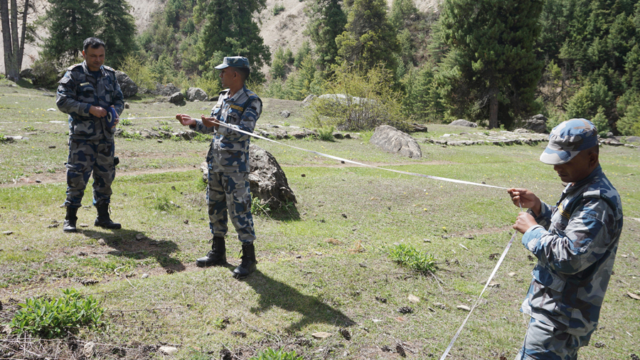 दार्चुलाको व्यास गाउँपालिका १ गागामा सशस्त्रको गुल्म राख्ने