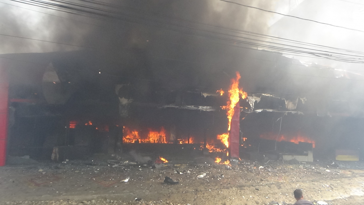 फर्निचरमा आगलागी  करिब ५ करोड बराबरको क्षति