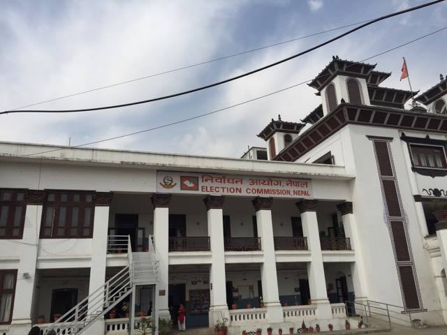 ५२ मध्ये ४३ स्थानको नतिजा सार्वजनिक  २४ मा नेकपा १२ मा कांग्रेस विजयी