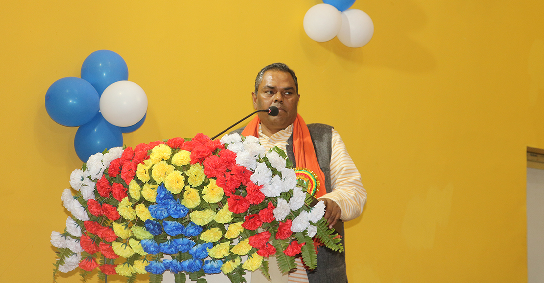 कम्युनिस्ट तानाशाहले संविधान संकटमा पर्दैछ  यादव