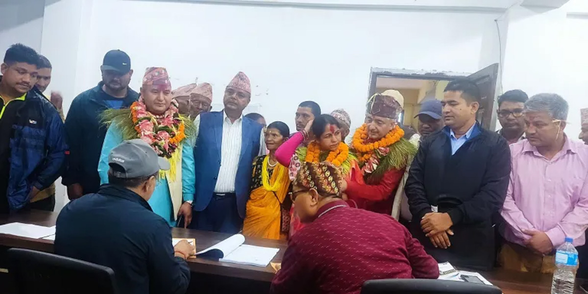 कैलाली क्षेत्र नम्बर २ बाट झपट रावलद्धारा उम्मेदवारी दर्ता