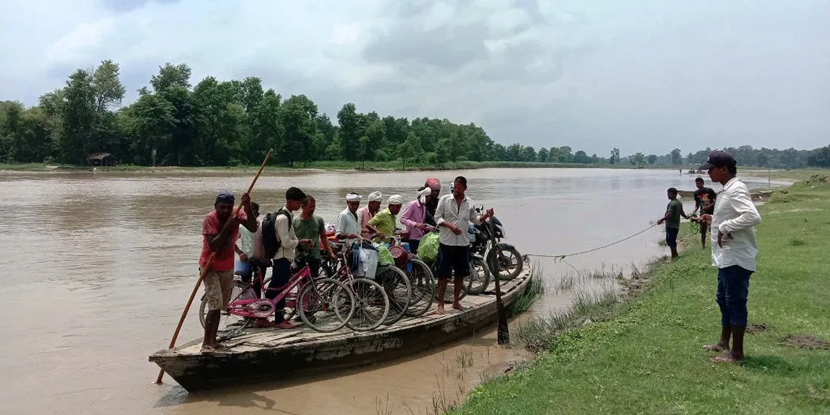 कर्णाली तटीय क्षेत्रका बासिन्दालाई सधैँ बाढीको त्रास