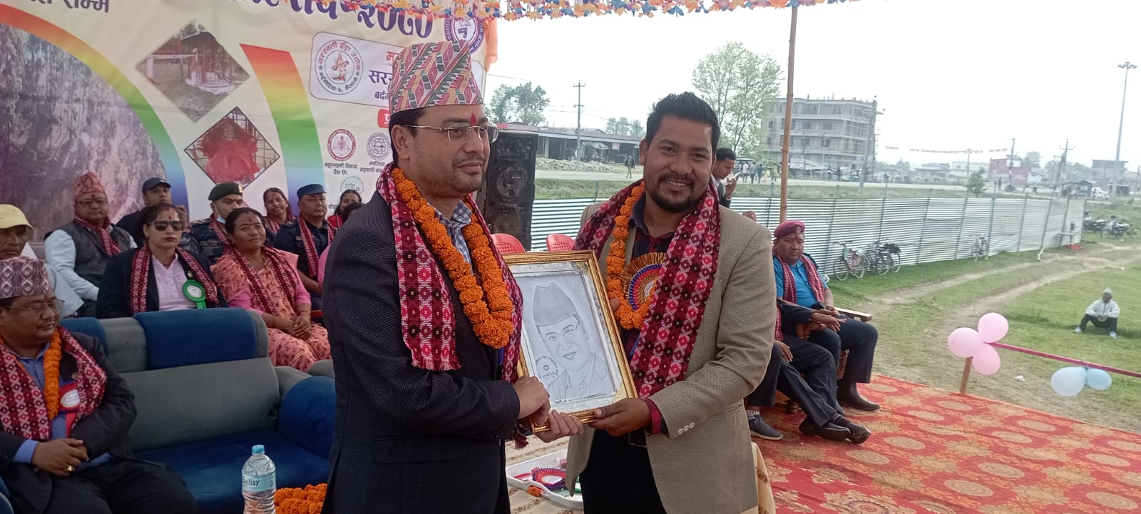 बर्दगोरिया सेती लोकमार्ग निर्माणमा प्रतिबद्ध छौँ ः  मन्त्री देउवा