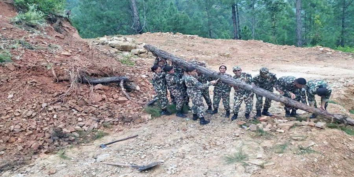 दार्चुलाको नौगाडबासीहरुलाई ग्लोबल आइएमइ बैंकले राहत उपलब्ध
