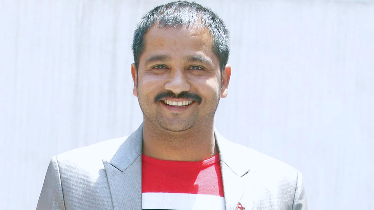 ऐन महर राजीनामा दिएको एक महिनामै एमालेको केन्द्रीय सदस्यमा फर्किए