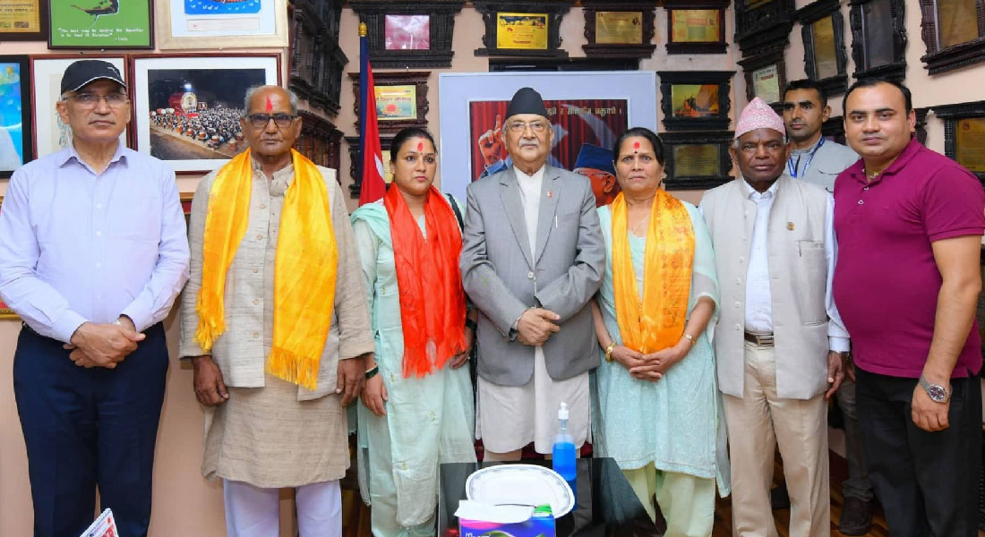 जसपाका तीन नेता एमाले प्रवेश