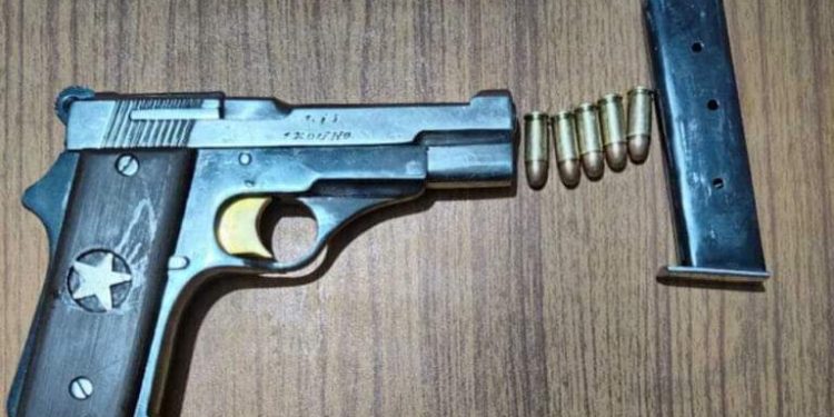 काकामाथि बन्दुक हान्ने डडेल्धुराका मगर पक्राउ