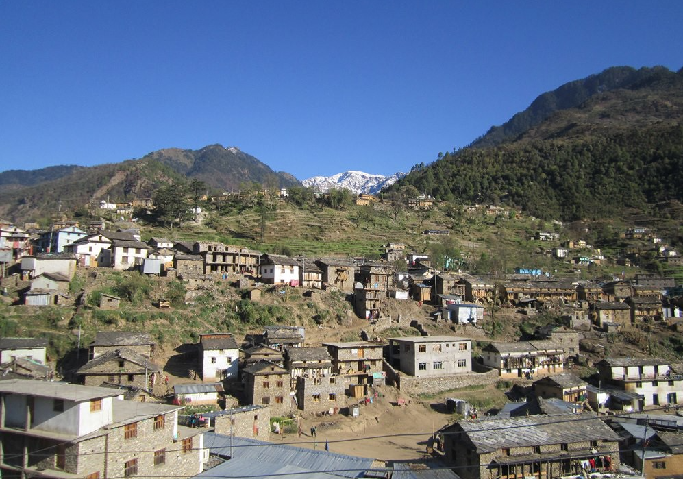 बाजुराका अधिकांश बस्ती बेरोजगारीका कारण  खाली हुँदै