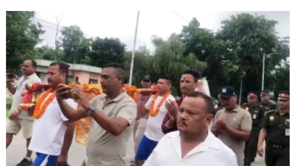 धनगढी उपमहानगरको सरकारी टोली बडीमालिका प्रस्थान