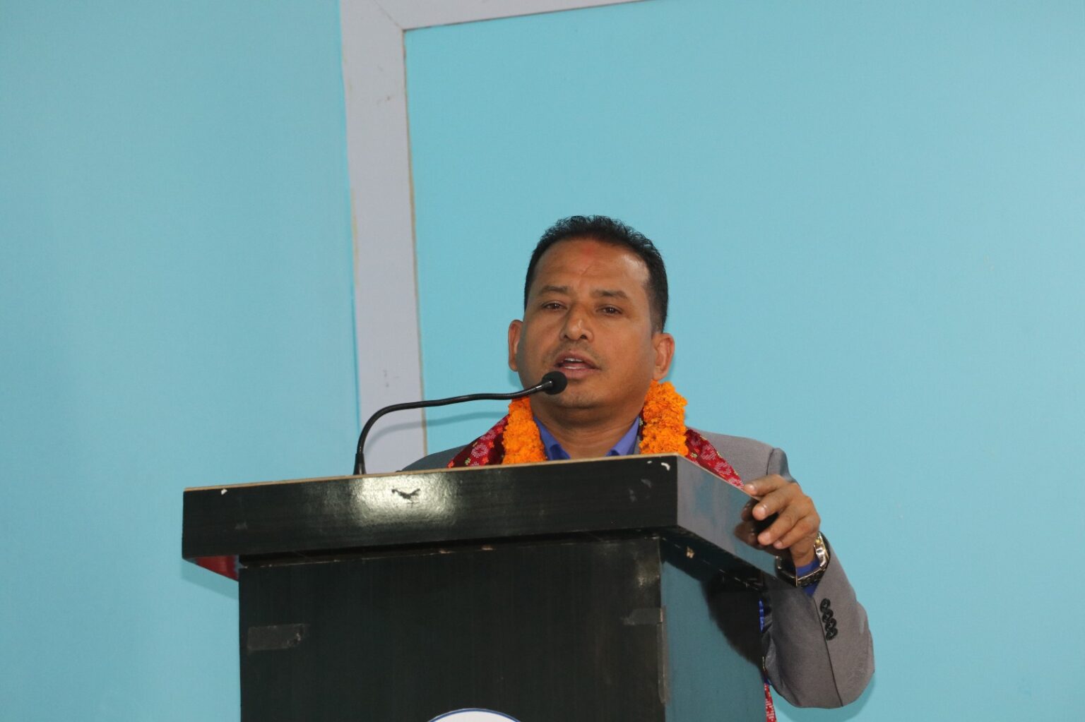 बजेटलाई बिचौलियाबाट जोगाउन पत्रकारको खबरदारी आवश्यक  छ ःमन्त्री धामी