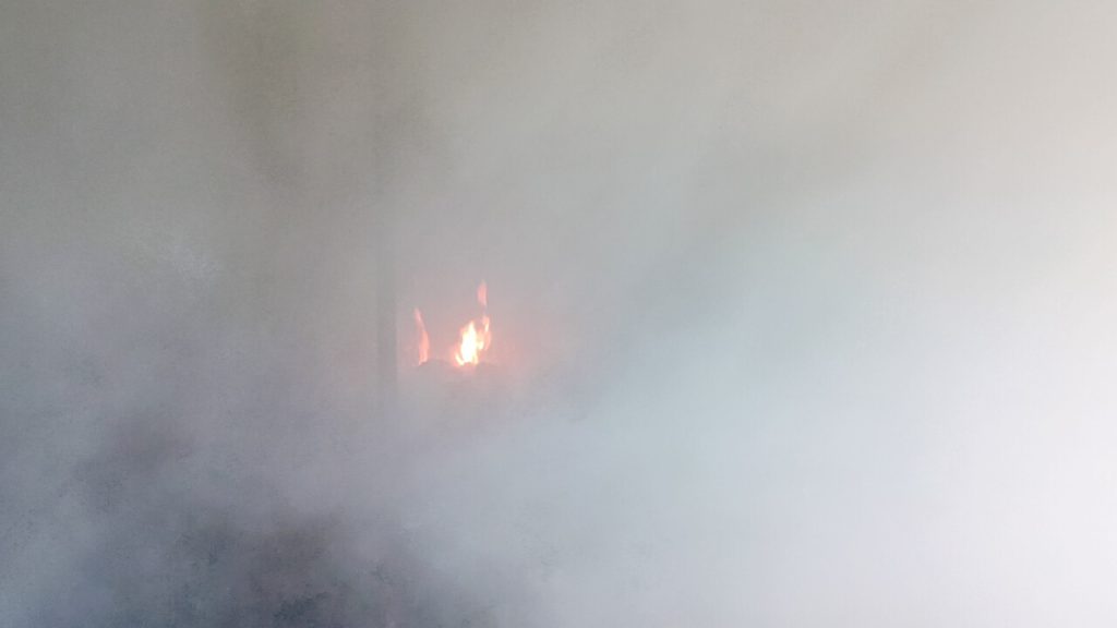 लम्की चुहामा जुत्ताचप्पलको गोदाममा आगलागी