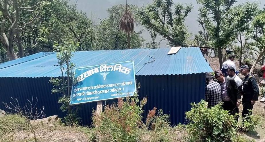 बैतडीमा नियम विपरीत संचालित क्लिनीकमा सिल