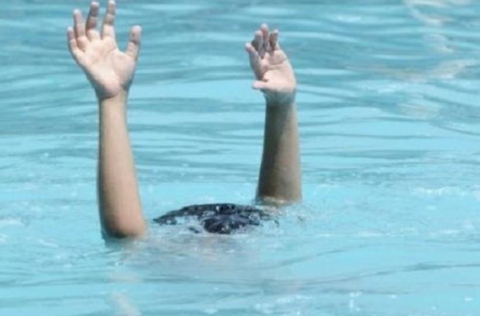 ठूला खोलाले बगाउँदा बालिका बेपत्ता