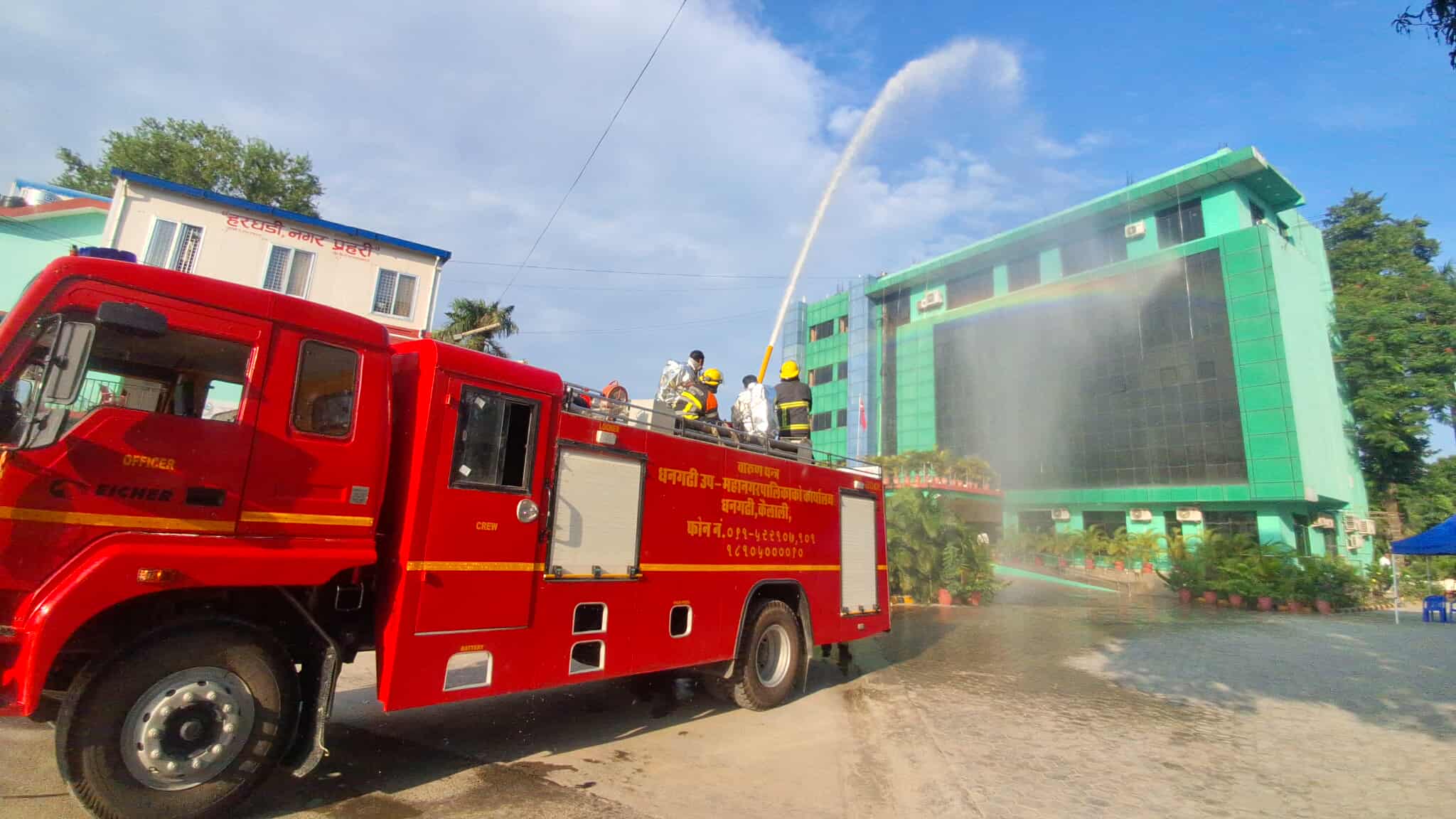 धनगढी उपमहानगरपालिकामा फोम दमकल सेवा