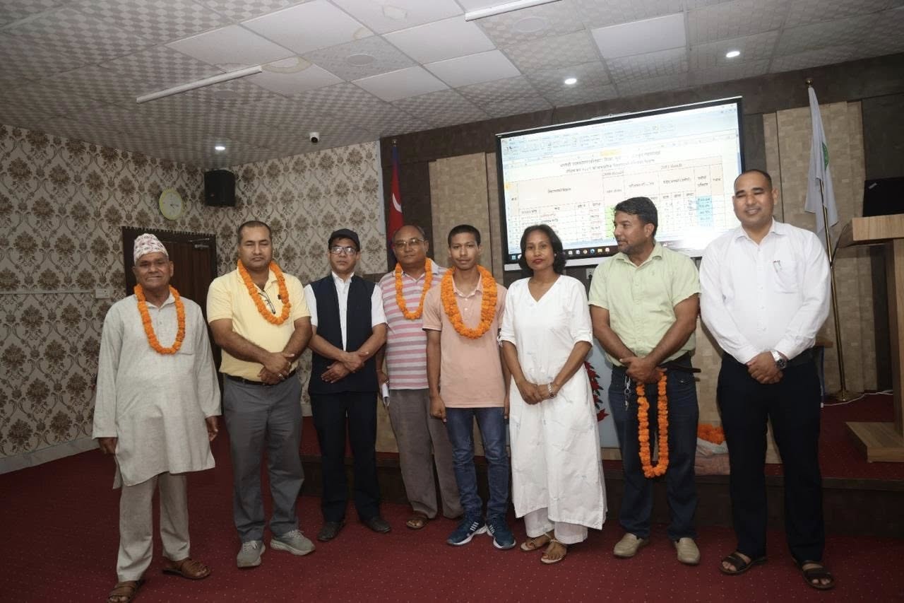 धनगढीका सामुदायिक विद्यालयलाई सम्मान