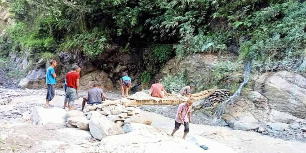 पुल नहुँदा खोला तर्न समस्या