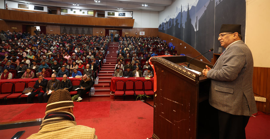 प्रचण्डले बोल्न नदिएपछि केन्द्रीय सदस्यहरु रुष्ट, जातिय–क्षेत्रीय मोर्चालाई ब्युँताउने अभिव्यक्ति