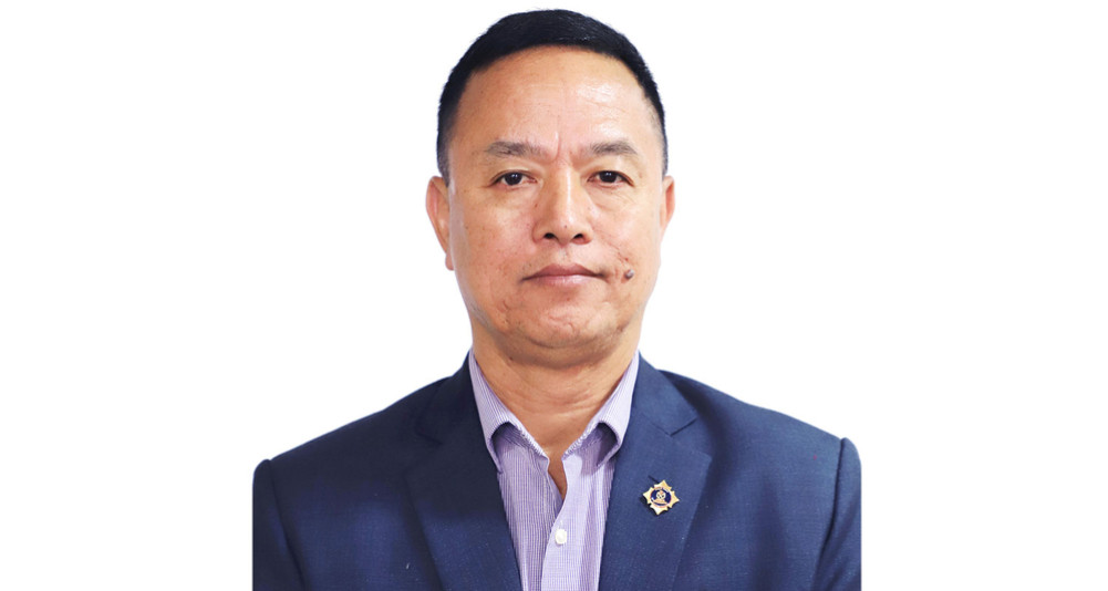 निवर्तमान आईजीपी खापुङलाई विदेश भ्रमण र उपत्यका छाड्न रोक