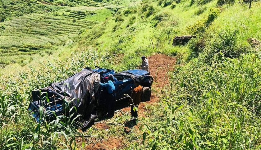 सवारी दुर्घटनामा परी प्रहरी जवानको मृत्यु, पाँच जना घाइते