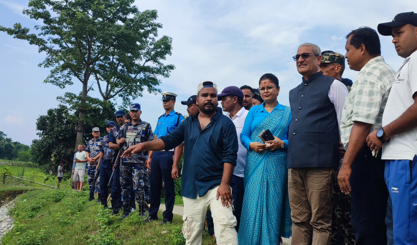 गृहमन्त्रीद्धारा कञ्चनपुरको बाढी प्रभावित क्षेत्रको स्थलगत अवलोकन