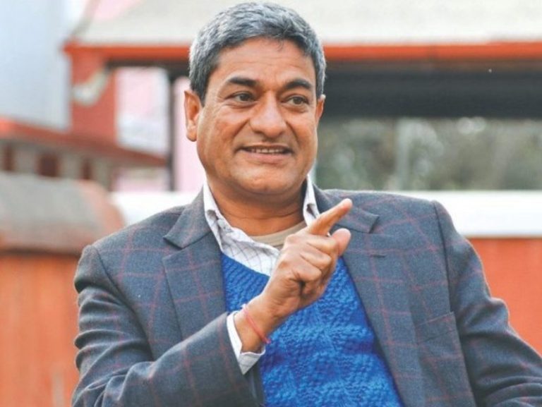 कञ्चनपुर निर्वाचन क्षेत्र ३ मा काँग्रेसका लेखक निर्वाचित