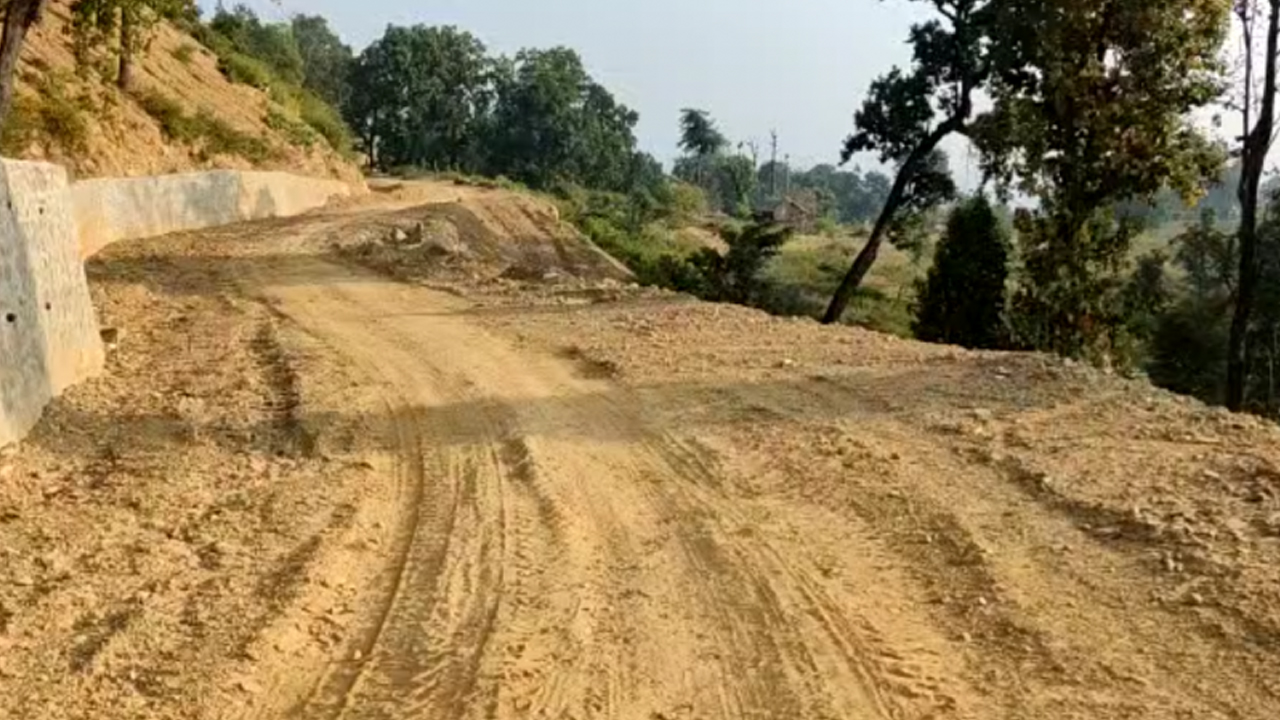पहाडी जिल्ला जोड्ने सेती लोकमार्ग द्रुत गतिमा निर्माण हुनुपर्ने माग