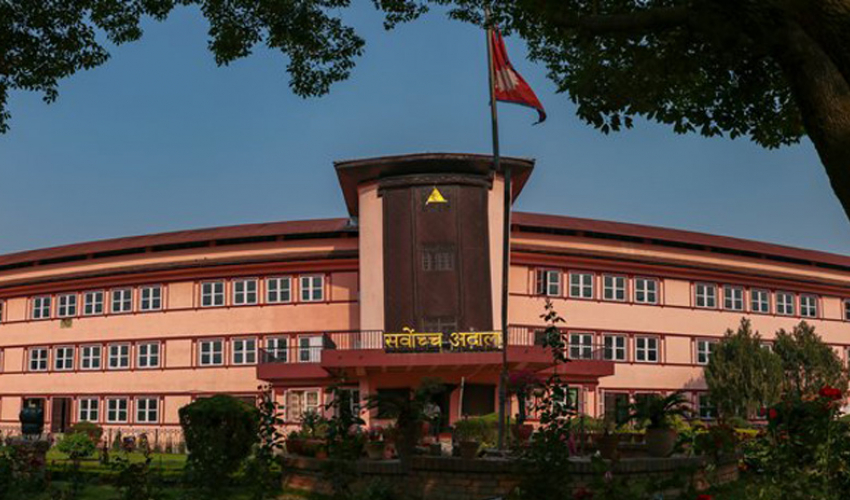 मुख्यमन्त्री पद बदरको माग गर्दै सर्वोच्चमा रिट दायर