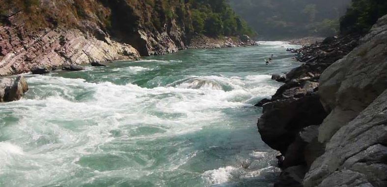 पश्चिम सेती जलविद्युत आयोजना  सेती नदीमाथिको पुलमा ७ सय ५० टुकी