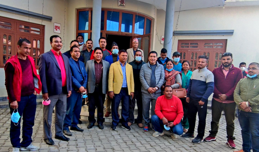 नेकपा कैलालीमा  ओली पक्षधर थापालाई कारबाही, प्रचण्ड पक्षधर सोडारीलाई पुनर्बहाली