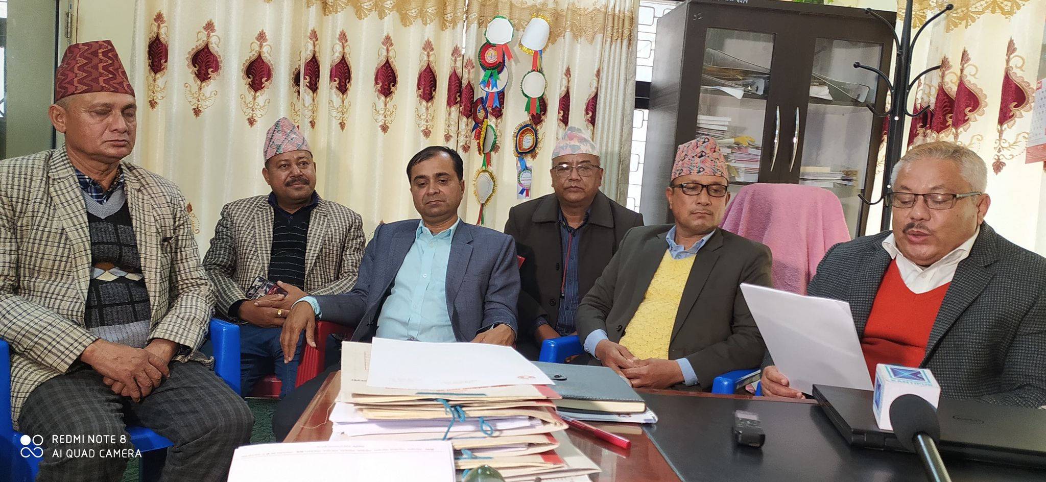 सुदूरपश्चिम प्रदेशका आर्थिक मामिला तथा योजना मन्त्री झपट बोहराद्वारा राजिनामा